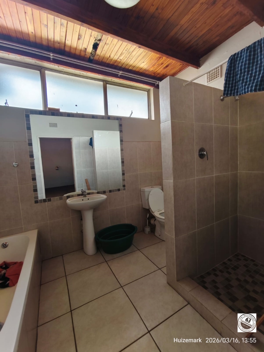 5 Bedroom Property for Sale in Sasolburg Ext 3 Free State